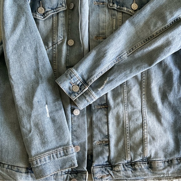 Lucky Brand Distressed Denim Jacket - Picture 5 of 5